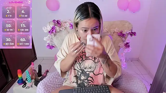 Snapshot of Nataliahenao69 chatting on October 2025 02:27:02 PM Nataliahenao69 online show from October 2025 02:27:02 PM