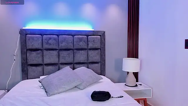 AidaJones online show from February 2026 12:38:02 PM