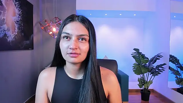 AidaJones online show from October 2025 11:18:01 AM