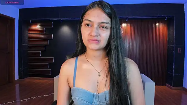 AidaJones online show from September 2025 11:49:02 AM