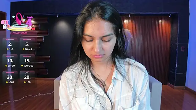 AidaJones online show from September 2025 11:28:02 AM