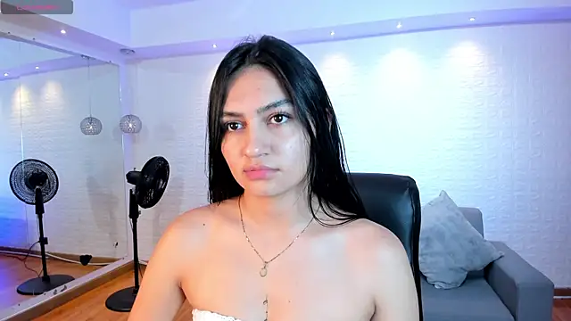 AidaJones online show from November 2025 12:20:02 PM