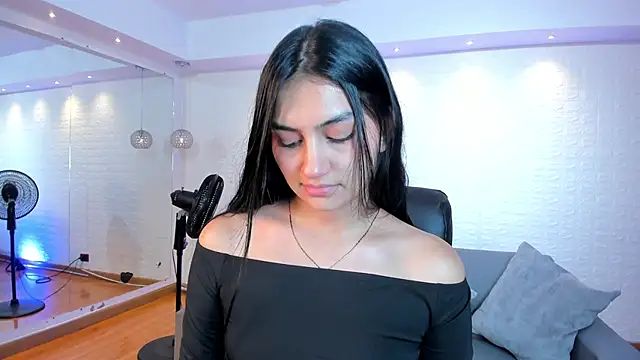 AidaJones online show from December 2025 01:17:02 PM