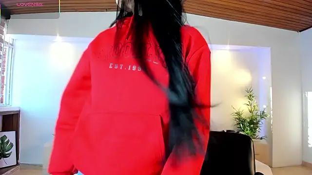 AidaJones online show from March 2026 11:43:02 AM