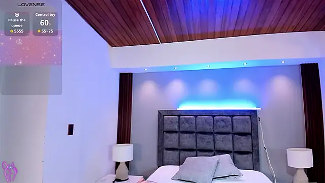 AidaJones online show from February 2026 11:32:02 AM