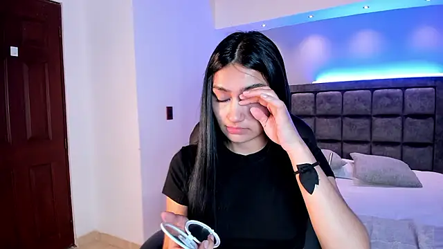 AidaJones online show from February 2026 12:05:02 PM