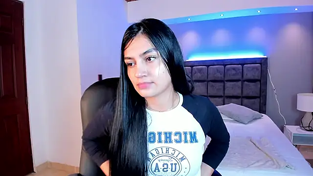 AidaJones online show from March 2026 12:55:01 PM