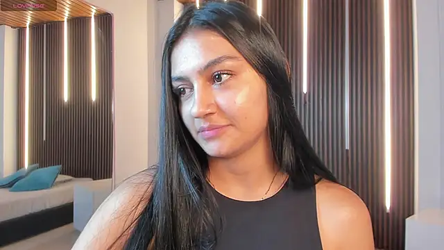 AidaJones online show from October 2025 02:24:02 PM