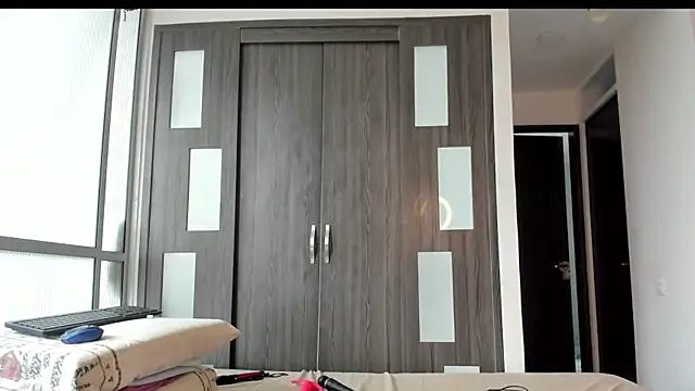 Vivi Jacko online show from November 2025 08:13:02 PM