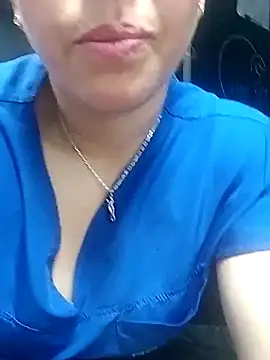 Yanis Ariel12 online show from November 2025 12:55:02 PM