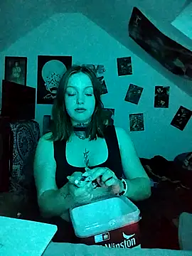 Amatrice X online show from May 2026 08:45:02 PM