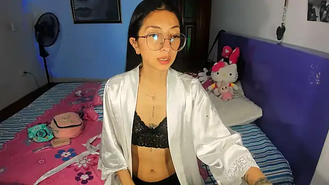Anais lux online show from June 2026 12:28:01 AM
