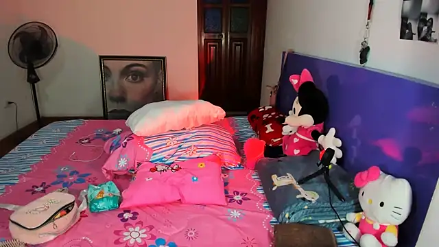 Anais lux online show from June 2026 11:59:01 PM