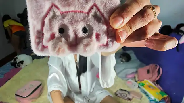 Anais lux online show from April 2026 01:42:02 AM