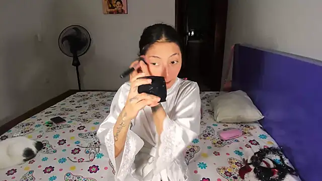 Anais lux online show from March 2026 12:11:02 AM