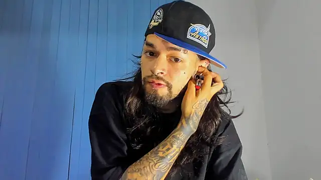 Snapshot of Theferxxo_12 chatting on October 2025 11:14:01 PM Theferxxo 12 online show from October 2025 11:14:01 PM