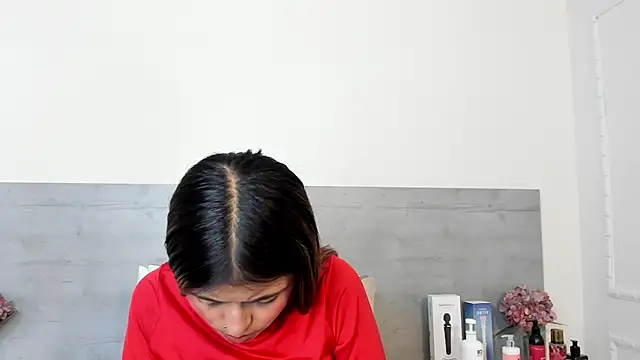 sunnyWhitee online show from March 2026 07:26:02 PM