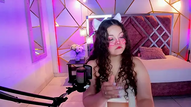 ShylySweet online show from March 2026 05:37:02 AM