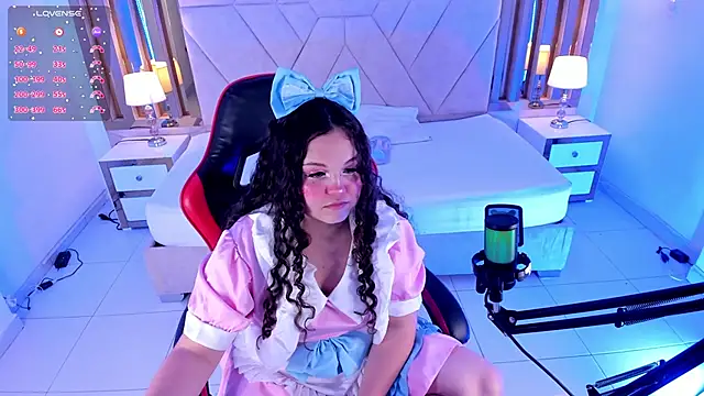 ShylySweet online show from December 2025 05:17:02 AM