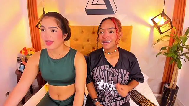 violet sweet19 online show from March 2026 01:19:02 PM