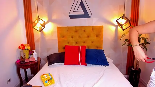 violet sweet19 online show from March 2026 12:09:02 PM