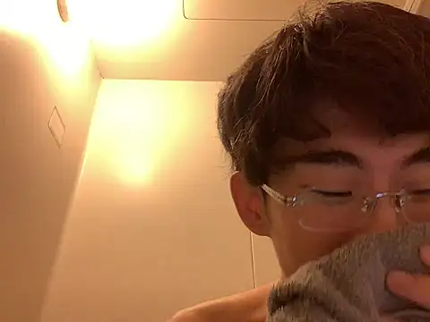 Snapshot of kurusu46 chatting on October 2025 12:40:02 PM kurusu46 online show from October 2025 12:40:02 PM