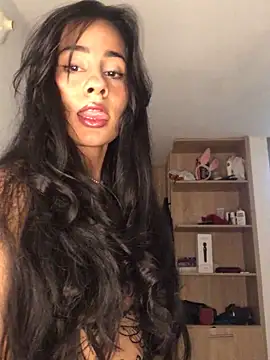 Snapshot of SelinaCatt_ chatting on November 2025 11:04:02 PM SelinaCatt online show from November 2025 11:04:02 PM