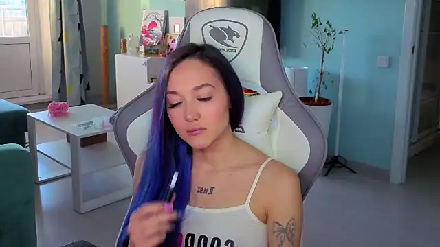 Snapshot of Im_suka chatting on February 2026 02:32:02 AM Im suka online show from February 2026 02:32:02 AM