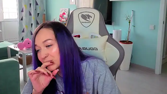 Snapshot of Im_suka chatting on February 2026 03:17:01 AM Im suka online show from February 2026 03:17:01 AM