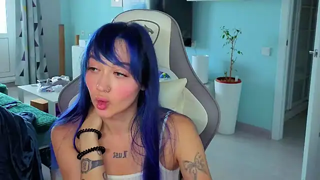 Snapshot of Im_suka chatting on June 2026 04:29:02 AM Im suka online show from June 2026 04:29:02 AM