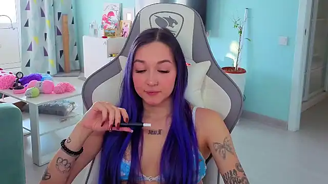 Snapshot of Im_suka chatting on March 2026 04:24:02 AM Im suka online show from March 2026 04:24:02 AM