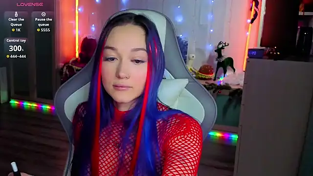 Snapshot of Im_suka chatting on December 2025 02:33:01 AM Im suka online show from December 2025 02:33:01 AM