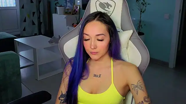 Snapshot of Im_suka chatting on February 2026 02:55:02 AM Im suka online show from February 2026 02:55:02 AM