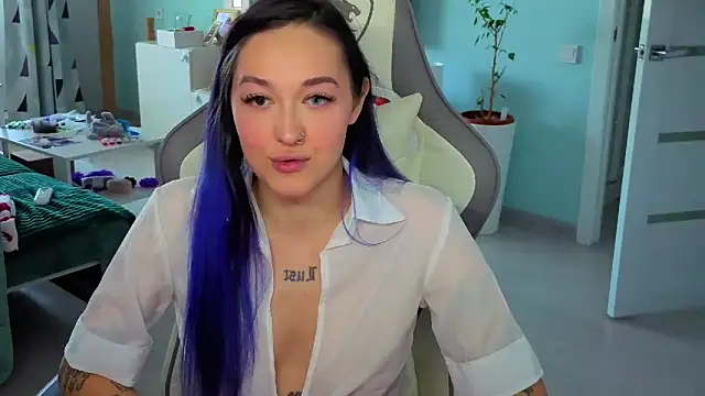 Snapshot of Im_suka chatting on June 2026 03:39:01 AM Im suka online show from June 2026 03:39:01 AM