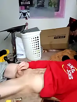 Wilsonn86 online show from December 2025 04:29:01 AM