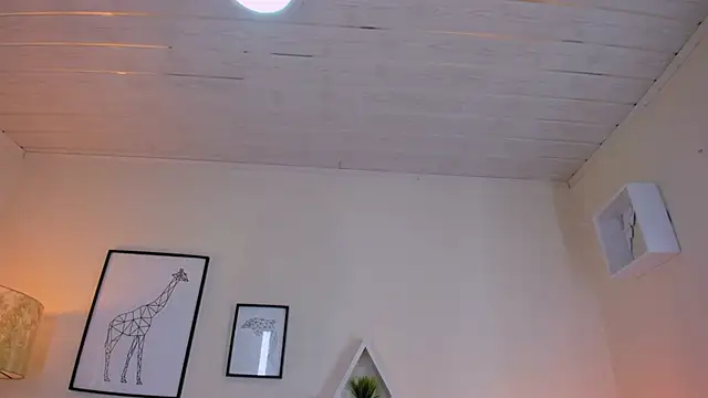 LusyKitty online show from November 2025 03:12:02 PM