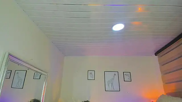 LusyKitty online show from September 2025 04:35:02 PM