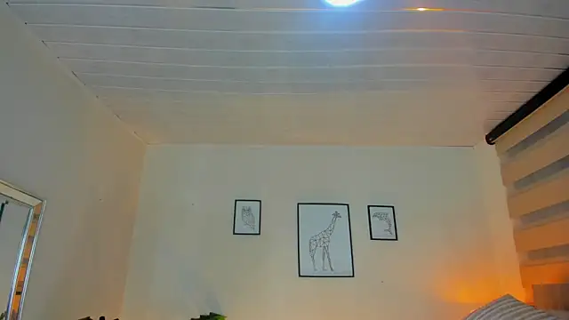 LusyKitty online show from September 2025 03:21:02 PM
