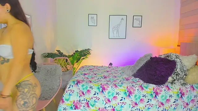 LusyKitty online show from October 2025 03:24:01 PM