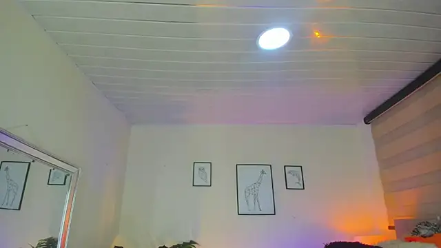 LusyKitty online show from October 2025 03:45:02 PM