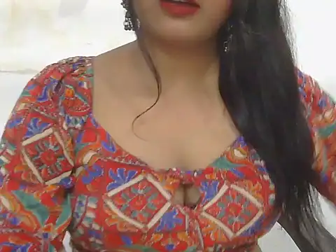 Snapshot of POOJA_199 chatting on November 2025 07:35:02 AM POOJA 199 online show from November 2025 07:35:02 AM