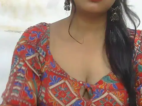 Snapshot of POOJA_199 chatting on October 2025 07:18:02 AM POOJA 199 online show from October 2025 07:18:02 AM