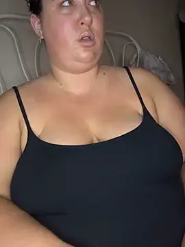 Snapshot of roxey-1997 chatting on October 2025 11:23:01 PM roxey-1997 online show from October 2025 11:23:01 PM