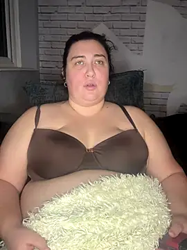 Snapshot of roxey-1997 chatting on October 2025 07:25:01 PM roxey-1997 online show from October 2025 07:25:01 PM