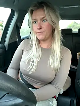 Charleigh xx online show from September 2025 05:50:01 AM