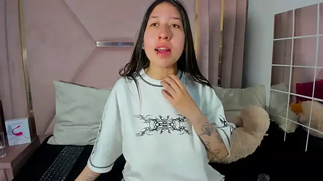 venusmorgan online show from October 2025 04:30:01 PM