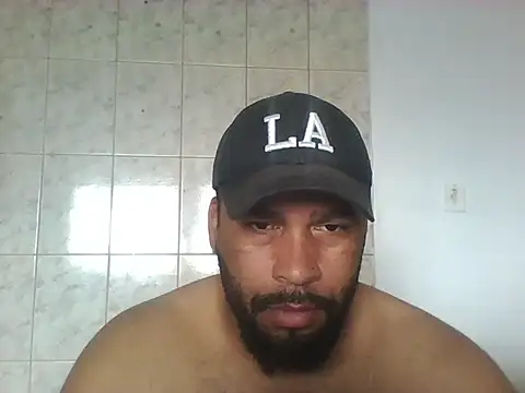 OliveiraSeven online show from May 2026 02:33:02 PM