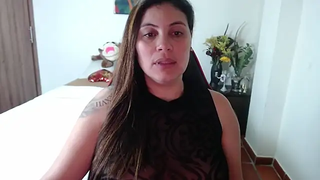 Secret Bella online show from September 2025 12:11:02 PM