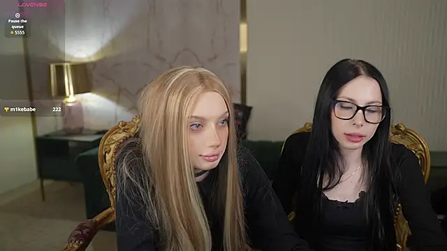 VivianSweet  online show from March 2026 03:27:01 PM