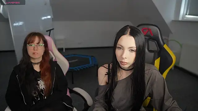 VivianSweet  online show from March 2026 11:22:02 AM